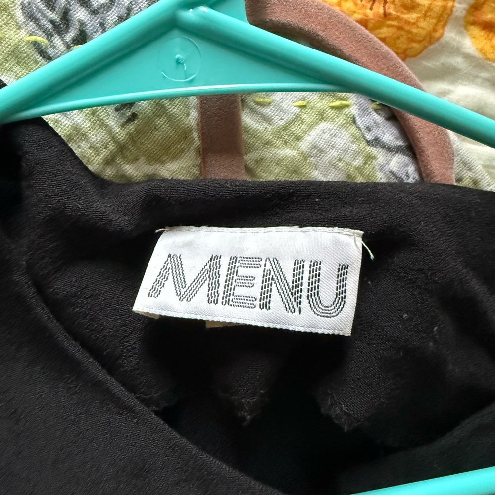 MENU Button blouse - Picture 3 of 4